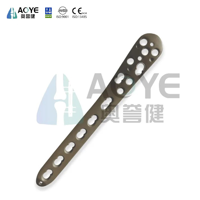 Distal Tibial Anteromedial Locking Plate